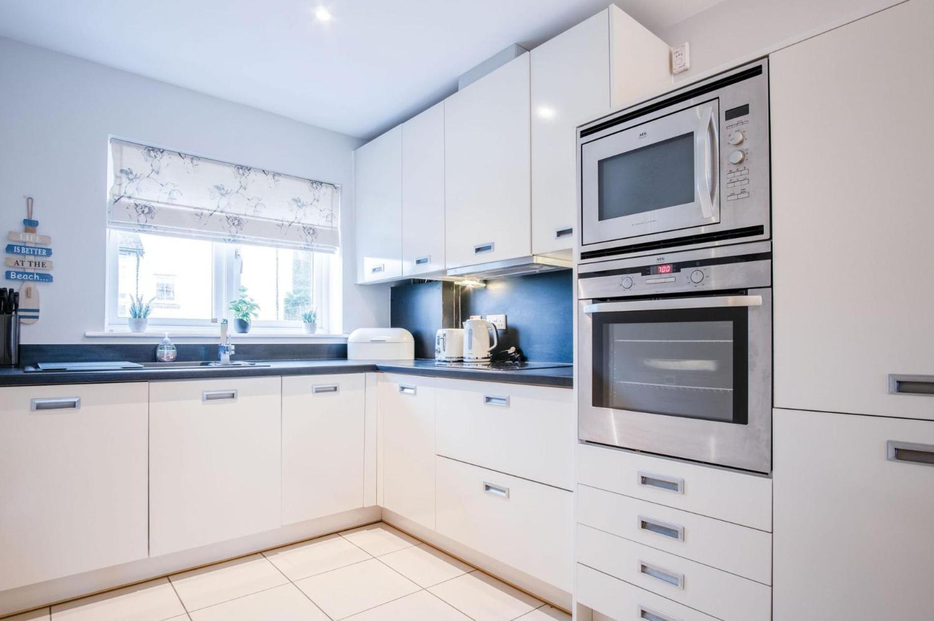 The Beachhouse - 2 Bed Townhouse - Saundersfoot Eksteriør bilde